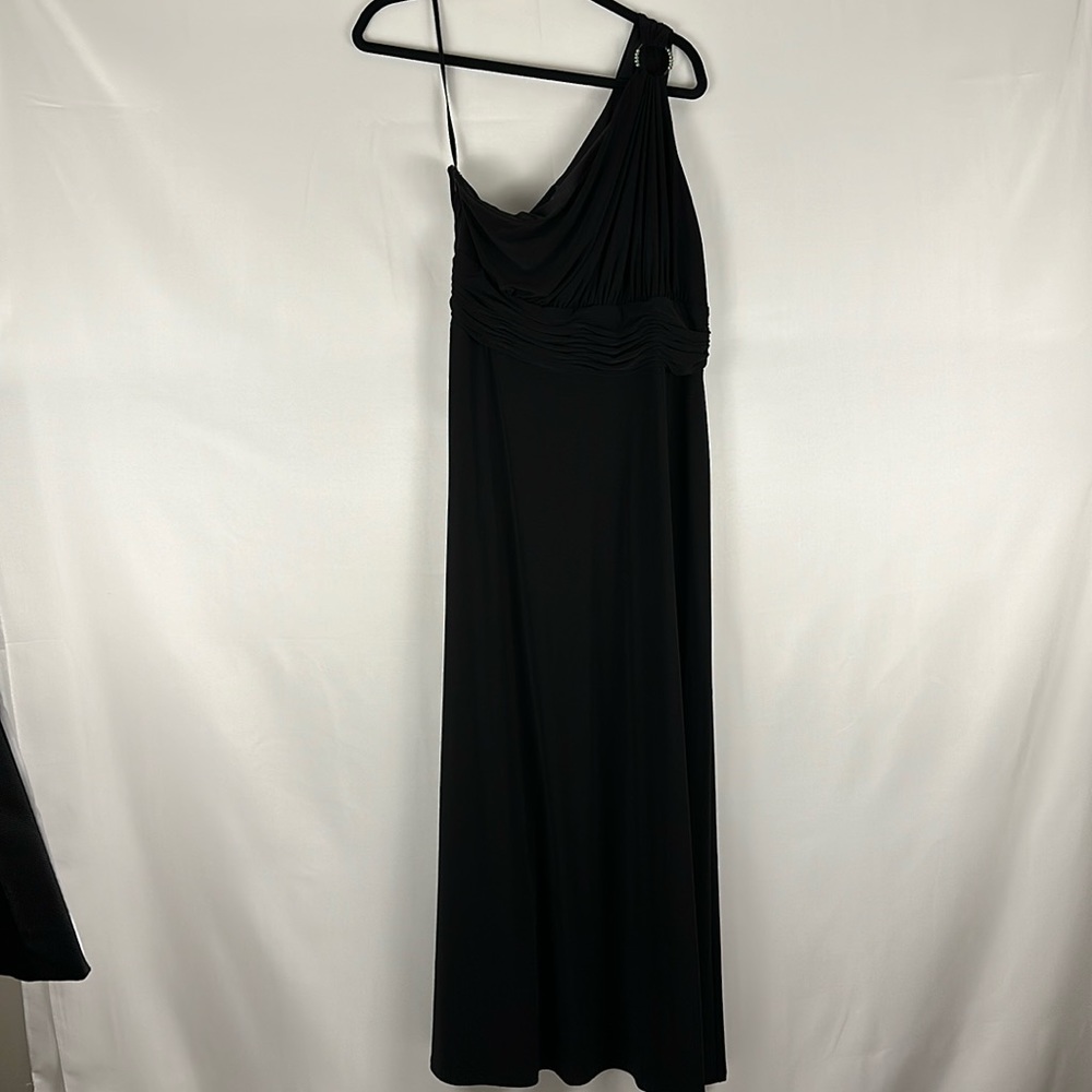 Nine West one shoulder special occasion wear